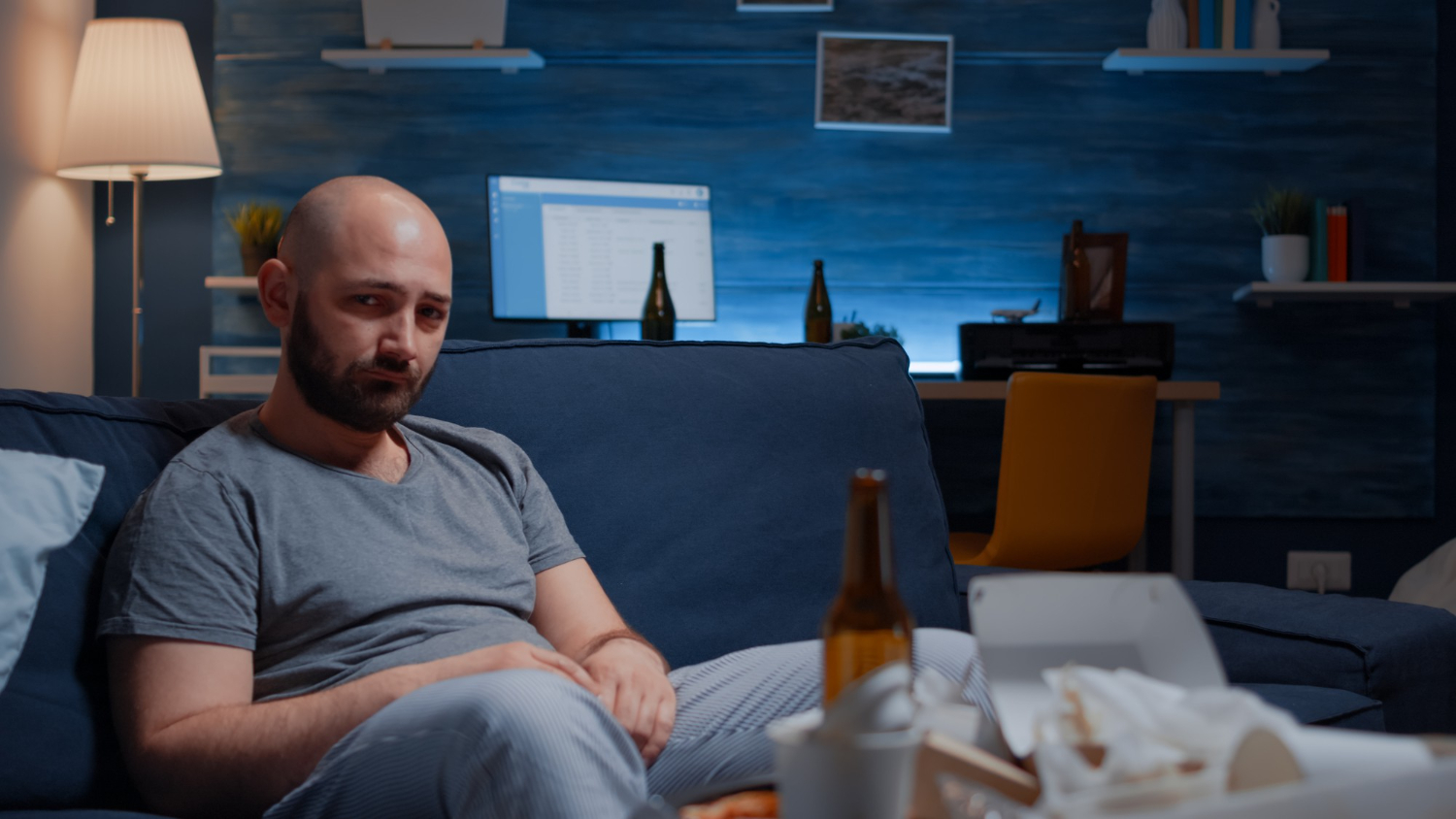 The Quiet Exhaustion of Holding Life Together While Something Inside Is Falling Apart